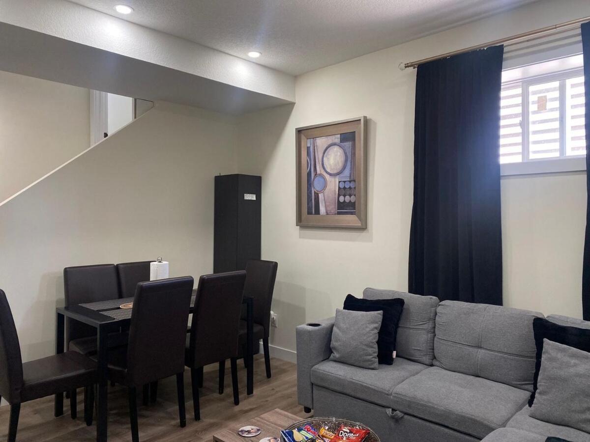 Charming Oasis Tranquil 8 Min Airport, Ac Apartment *