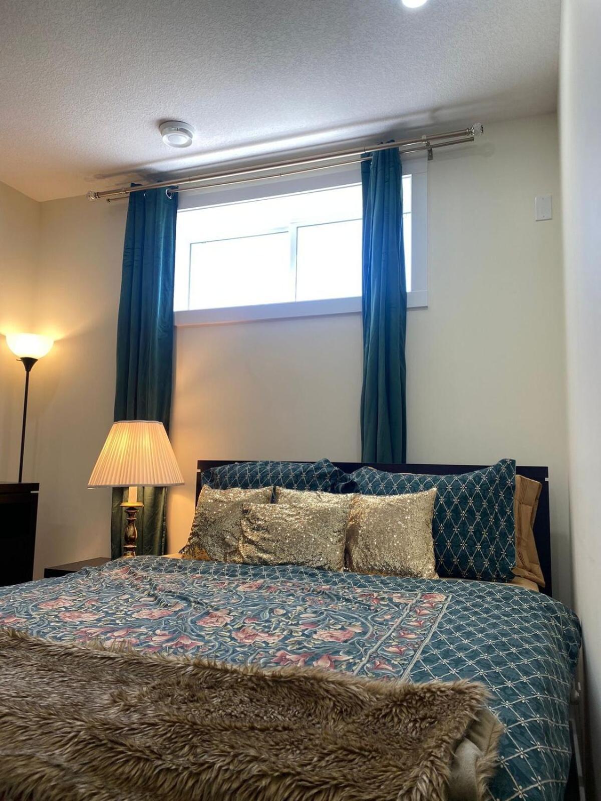 Charming Oasis Tranquil 8 Min Airport, Ac Apartment *