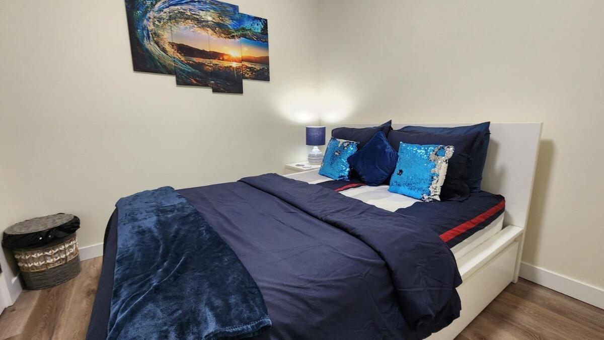 Apartment Charming Oasis Tranquil 8 Min Airport, Ac Calgary